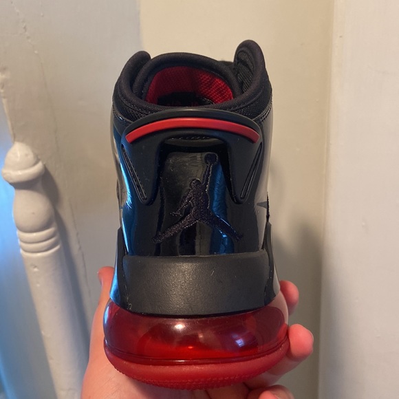 There Jordan Mars 270s size 7 in boys. - Picture 5 of 8